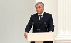 Володин назвал геноцидом депортацию россиян из Латвии
