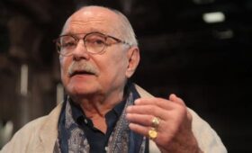 Никита Михалков награжден медалью Госдумы за вклад в развитие культуры