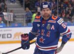 Хоккеист Евгений Кузнецов подписал контракт с клубом КХЛ «Металлург»