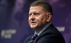 Экс-главком ВСУ Залужный заявил, что Запад не даст Киеву гарантий в поддержке