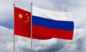Россия и Китай утвердили план мероприятий по развитию перевозок по СМП