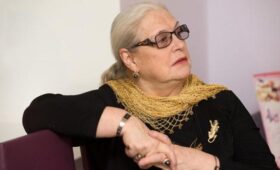 Дочь Федосеевой-Шукшиной заявила, что актрису госпитализировали планово
