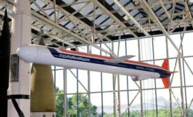 Эксперт Литовкин: ракеты Tomahawk не воздействуют на войска на линии фронта