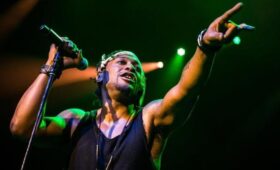 Четырехкратный лауреат Grammy Ди Энджело скончался в возрасте 51 года