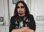 Сооснователь рок-группы Kiss Пол Дэниел Фрейли умер в возрасте 74 лет