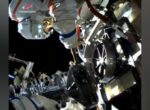 Российские космонавты завершили работу в открытом космосе