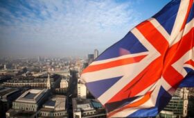 DT: Британия выступила за совместное с ФРГ использование ядерного оружия