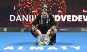 Теннисист Медведев выиграл турнир ATP в Алма-Ате
