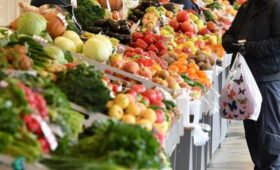 Экономист Холод: овощи и фрукты в России скоро подорожают на 15%