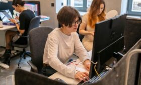 Россиянам напомнили о шестидневной рабочей неделе в конце октября
