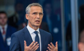 Экс-генсек НАТО Столтенберг рассказал об отказе Зеленскому в помощи в 2022 году