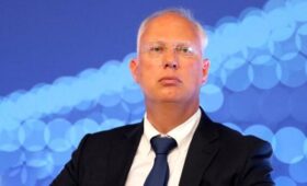 Глава РФПИ сообщил о продолжении переговоров РФ и США на базе соглашений на Аляске