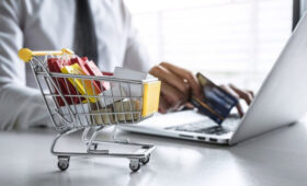 Набиуллина сочла скидки на маркетплейсах несправедливой конкуренцией