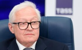 Рябков сообщил о диалоге между РФ и США по обмену заключенными
