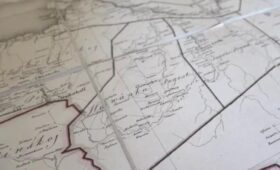 В Павловск вернулась старинная карта, похищенная в годы фашистской оккупации