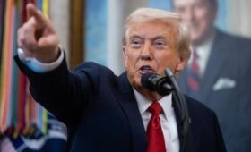 CNN: Трамп не одобрит передачу ракет Tomahawk до встречи с Зеленским