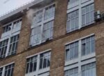 Пожар произошел в офисном здании на севере Москвы