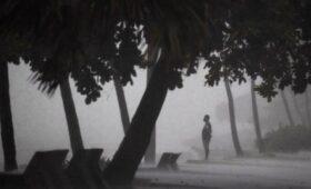 Гидрометцентр: ураган «Мелисса» не ослабнет серьезным образом в ближайшие часы