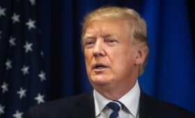 Трамп заявил, что готов работать с демократами, если они прекратят шатдаун
