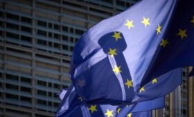 ЕС продлил на год санкции в отношении 47 физлиц и 15 юрлиц из РФ