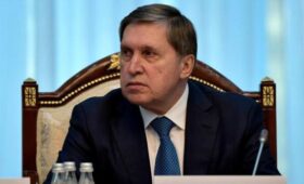 Ушаков: РФ готова к шагам навстречу по Украине, но нужна работа США с ЕС и Киевом