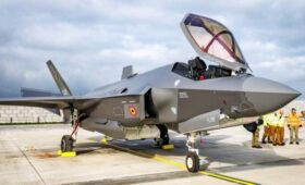 Рютте сравнил закупку истребителей F-35 с анекдотом про Lada и холодильник