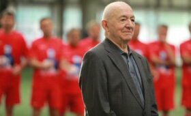 Футболист «Спартака» Симонян попал в базу «Миротворца» в возрасте 98 лет