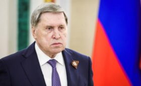 Ушаков: подготовка саммита РФ и США начнется с телефонного разговора Лаврова и Рубио