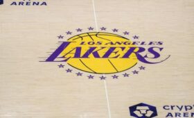 НБА одобрила рекордную продажу «Лейкерс»