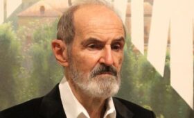 Художника Булатова кремируют после церемонии прощания в Париже