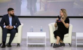 Участники СВО и общественники выступили на форуме «Герой моего района» в Москве