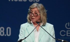 Конгрессвумен Титус: ядерные испытания США возможны только рядом с Лас-Вегасом