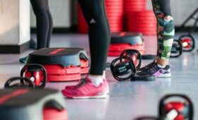 Тренировки по фитнес-аэробике пройдут в рамках проекта «Мой спортивный район»