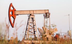 РИА Новости: Венгрия имеет исключение из санкций в ЕС на российскую нефть