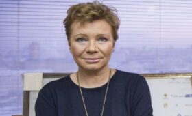 Журналистка Ксения Ларина объявлена в розыск