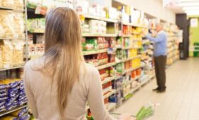 В России начался эксперимент по маркировке бакалейной продукции