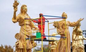 Столичные фонтаны подготовили к зиме