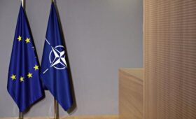 Посол РФ Гончар заявил, что ЕС и НАТО готовятся к большой войне с Россией