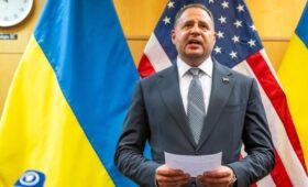 CNN: отставка Ермака может стать самым серьезным политическим испытанием для Зеленского