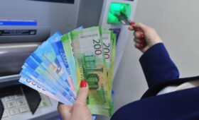 СФ одобрил закон о повышении МРОТ до 27 тыс руб