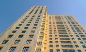 Более 150 семей переехали в дом по программе реновации на Ташкентской улице