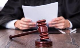 В России могут ввести автоматическую отсрочку наказания для осужденных с детьми