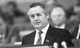 Умер бывший главред «Известий» Иван Лаптев