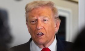 Трамп считает, что Россия хочет вести торговлю с США