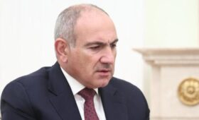 Пашинян предостерег армян от возвращения в Карабах