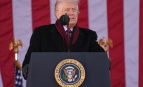 Трамп подписал закон о прекращении рекордного по продолжительности шатдауна в США