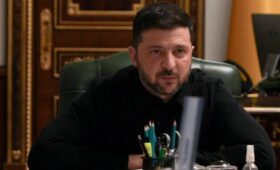 Политик Филиппо осудил визит Зеленского в Париж