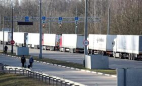 Литва повторно попросит Белоруссию пропустить через границу свои фуры