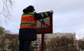 Свыше тысячи знаков безопасности заменили на столичных водоемах