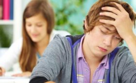 Психолог Полосина: зумеры плохо запоминают информацию из-за особенности мышления